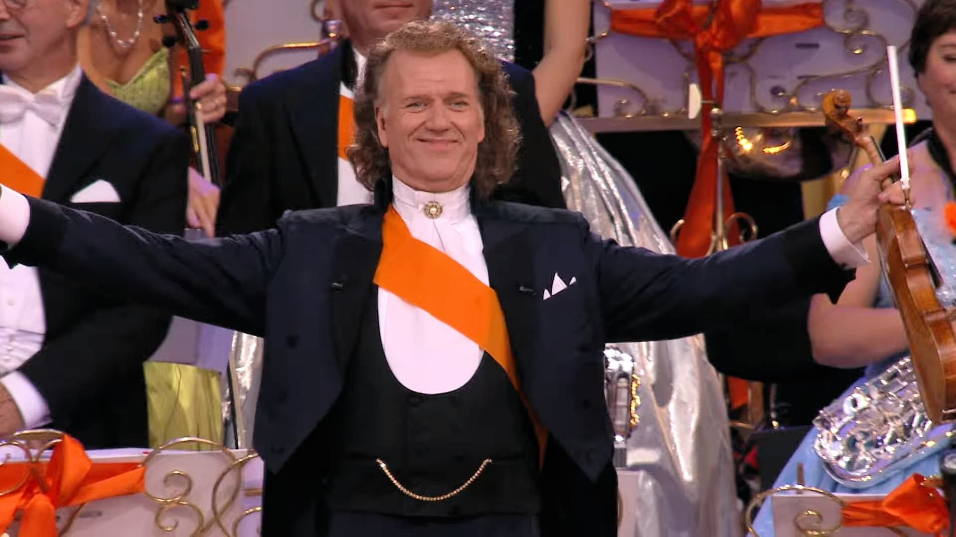André Rieu: Welcome to My World background