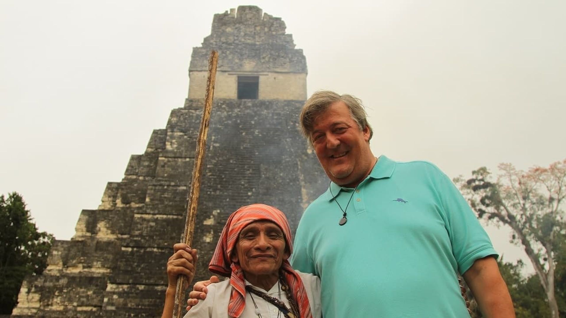 Stephen Fry in Central America background