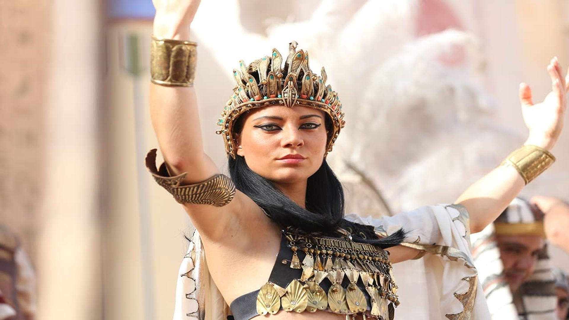 Cleopatra: Mother, Mistress, Murderer, Queen background
