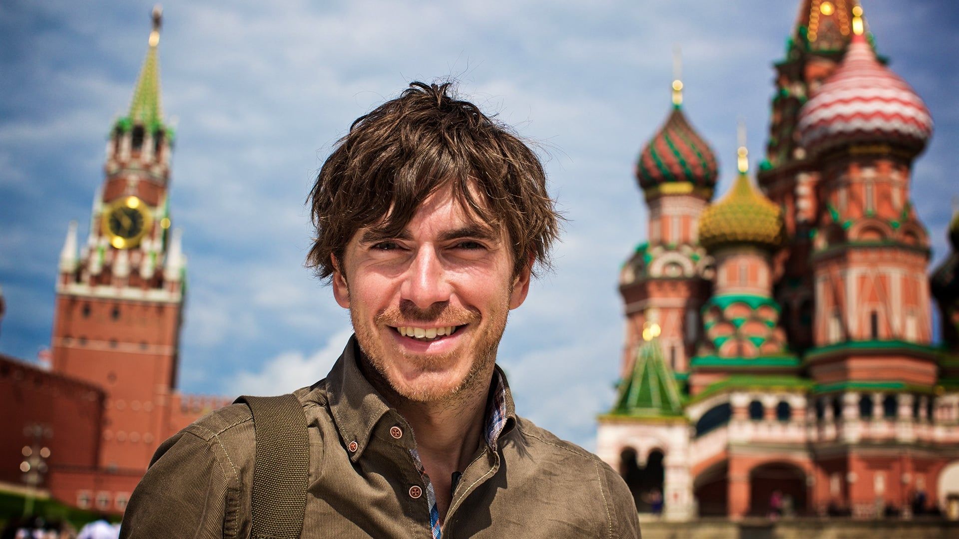 Russia with Simon Reeve background