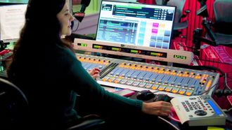 Episode 29 Candice Valdez: Radio Disney Host