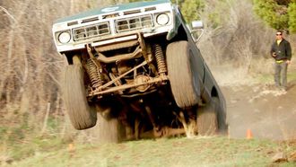 Episode 7 2013 Cheap Truck Challenge! '93 Landcruiser vs '78 F-150 vs '89 Cherokee