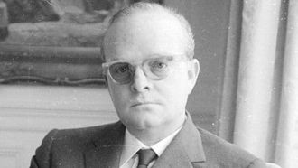 Episode 8 Unanswered Prayers: The Life and Times of Truman Capote