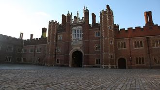 Episode 3 Secrets of Henry VIII's Palace