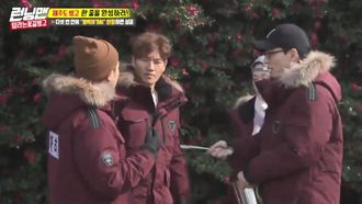 Episode 389 The 2nd Jeju Island Special, Hopscotch Race