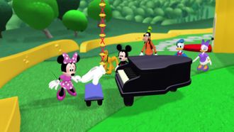 Episode 7 Mickey and Minnie's Jungle Safari