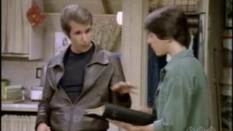 Episode 11 The Fonz Is Allergic to Girls